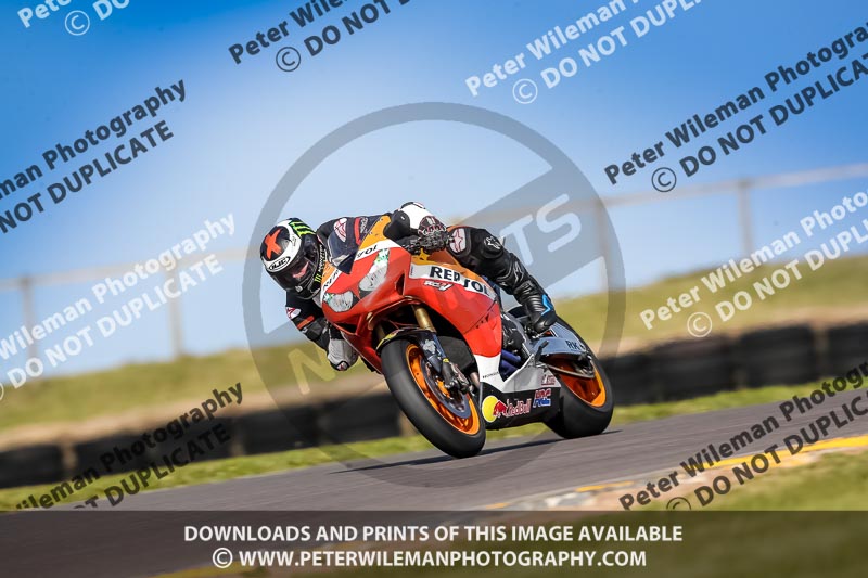 anglesey no limits trackday;anglesey photographs;anglesey trackday photographs;enduro digital images;event digital images;eventdigitalimages;no limits trackdays;peter wileman photography;racing digital images;trac mon;trackday digital images;trackday photos;ty croes